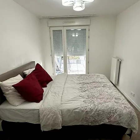 شقة Cozy 3 With Terrace Between Paris & نْوازي لو جْرا